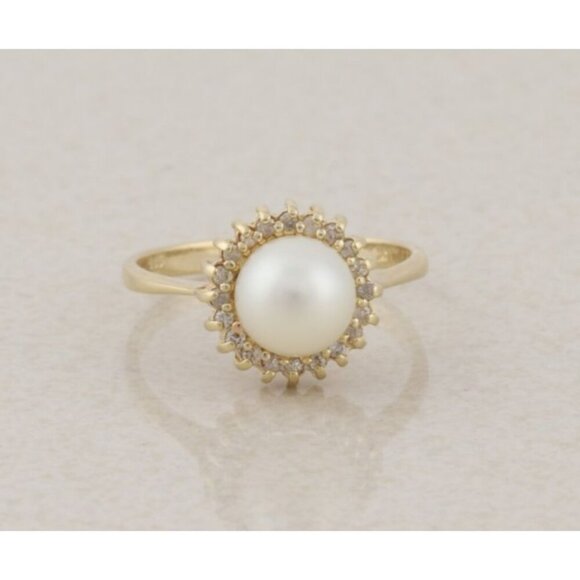 Unbranded Jewelry - 14k Yellow Gold Freshwater Pearl & Diamond Ring Halo Ring Size 6 3/4